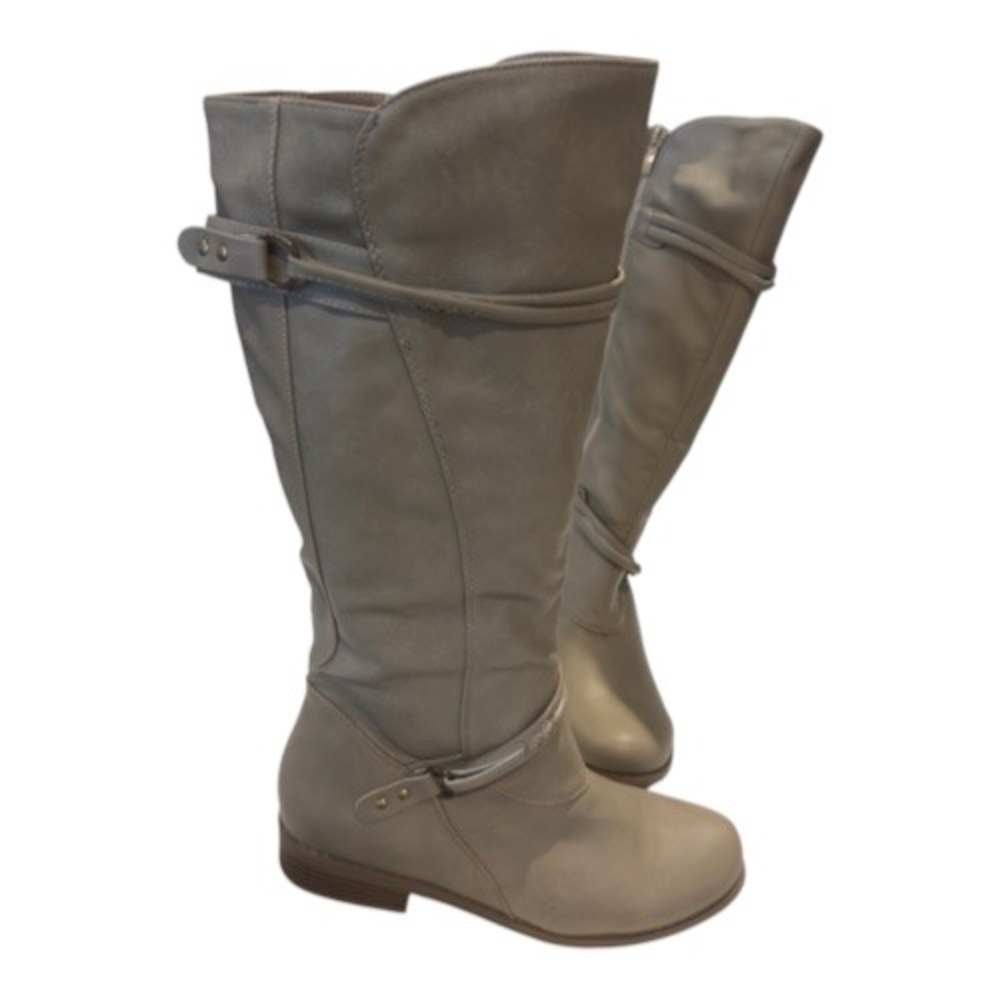 Journee Collection Wide Calf Womens Harley Boot Taupe size 10 NWOT Riding Boot
